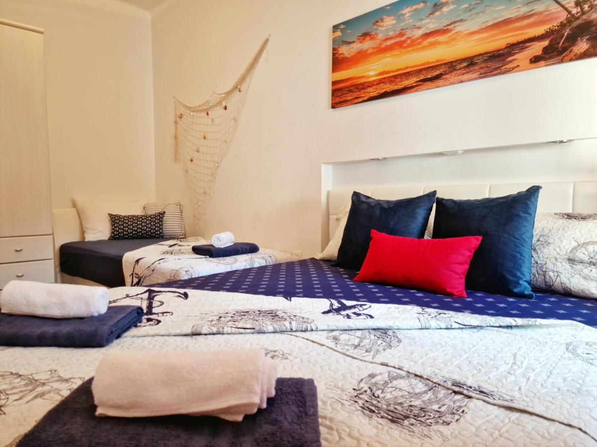 Pirates' Bay Apartment - Omiš Exteriér fotografie