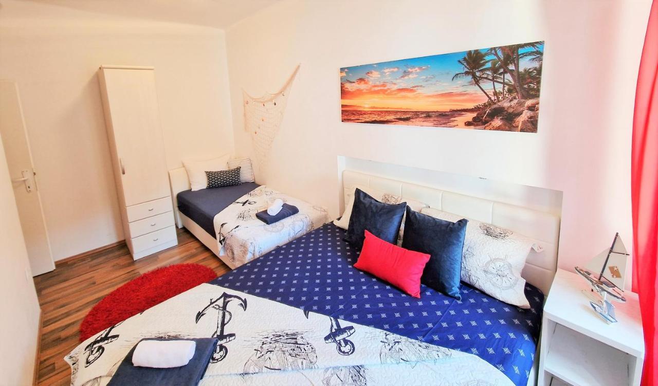 Pirates' Bay Apartment - Omiš Exteriér fotografie