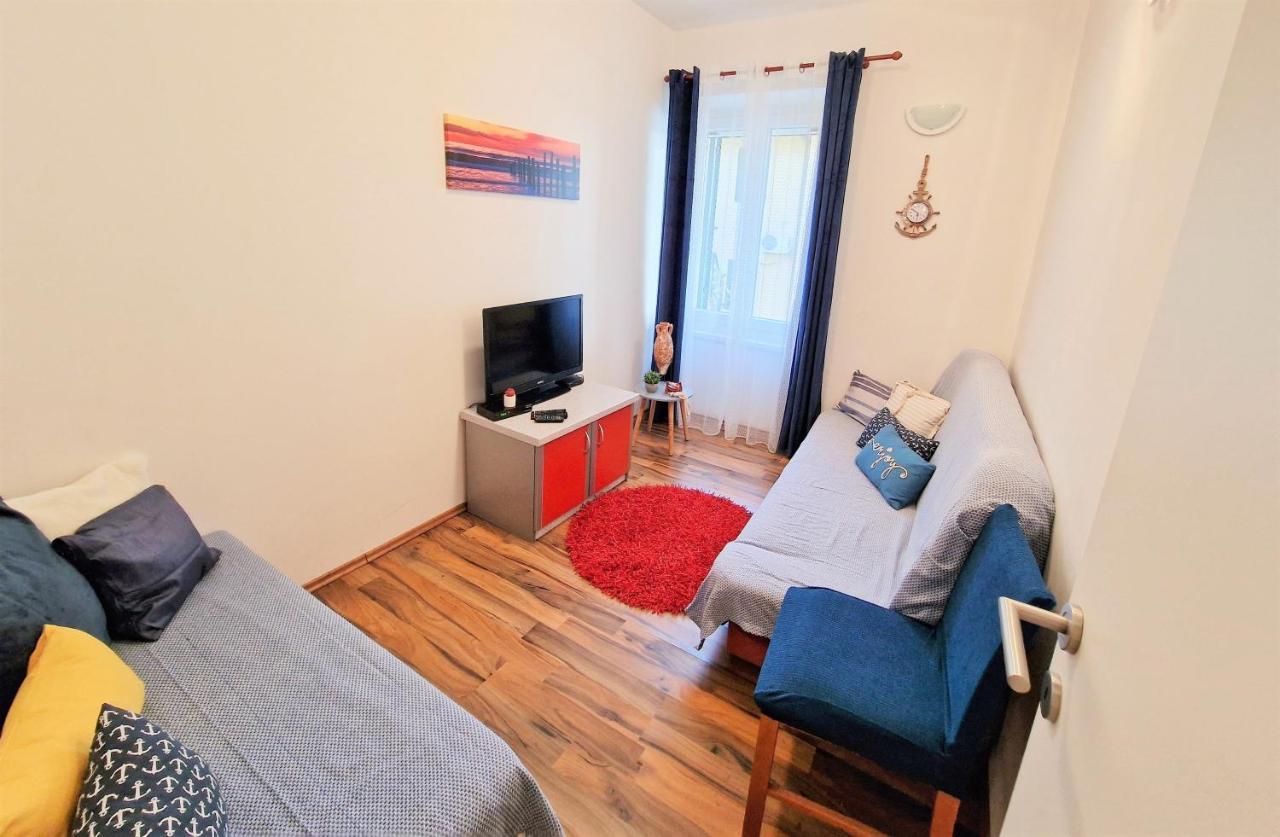 Pirates' Bay Apartment - Omiš Exteriér fotografie