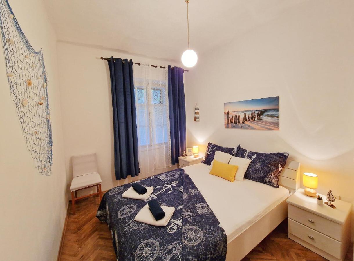 Pirates' Bay Apartment - Omiš Exteriér fotografie