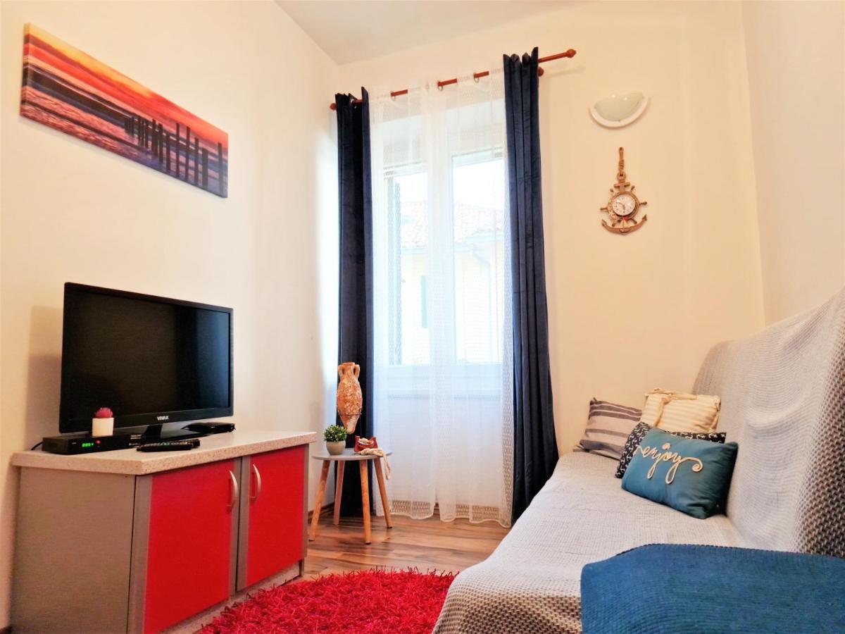 Pirates' Bay Apartment - Omiš Exteriér fotografie