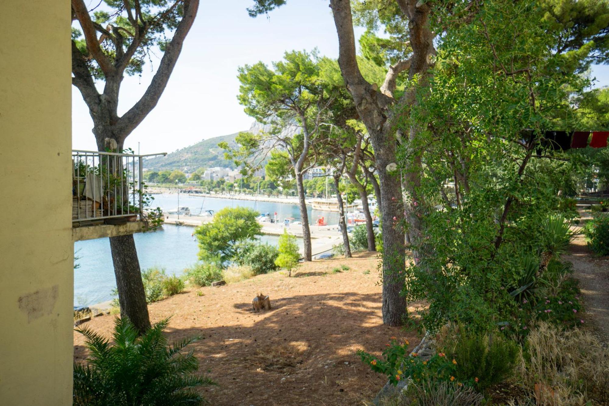 Pirates' Bay Apartment - Omiš Exteriér fotografie